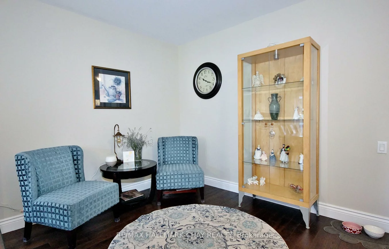 1084, Winnifred, Alcona, Innisfil