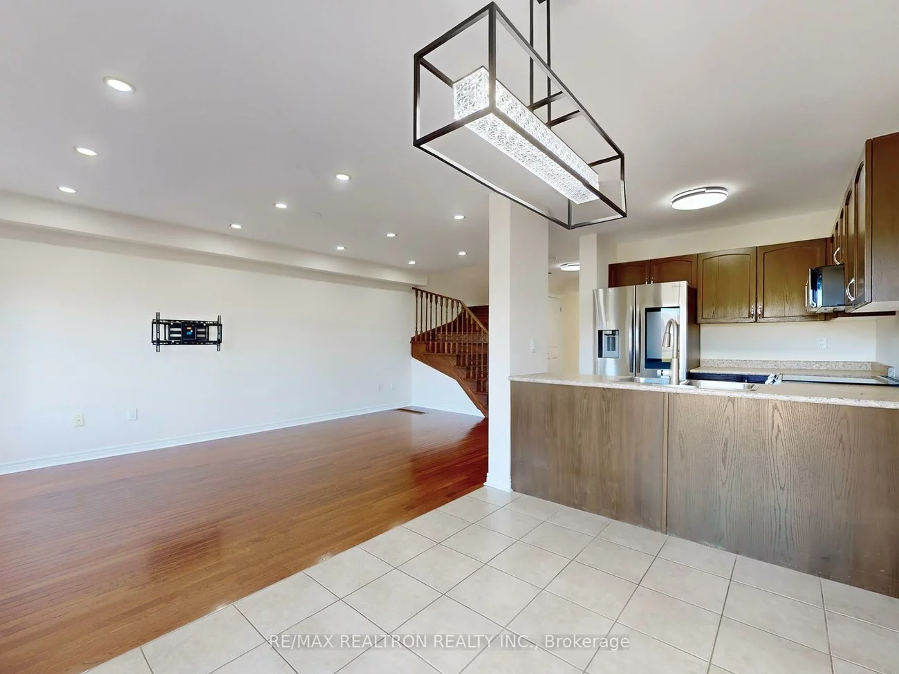 1192, Mary-Lou, Alcona, Innisfil