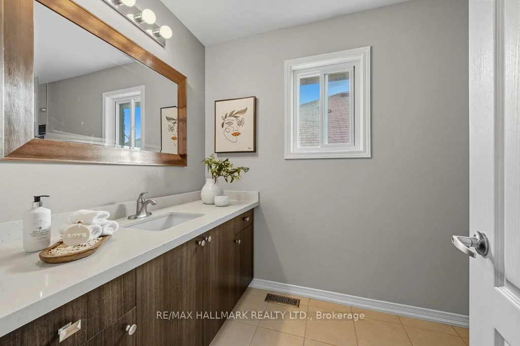 1278, Leslie, Alcona, Innisfil