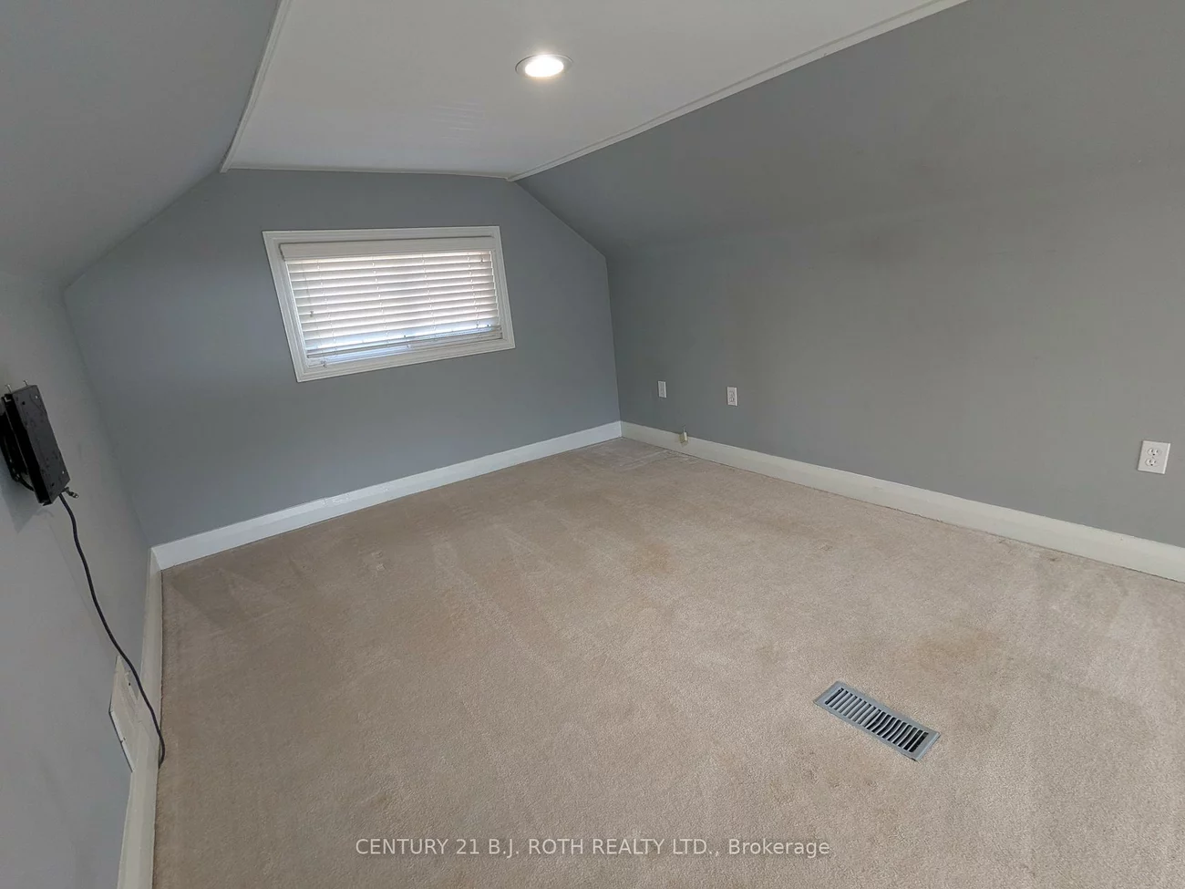 2709, 25, Rural Innisfil, Innisfil