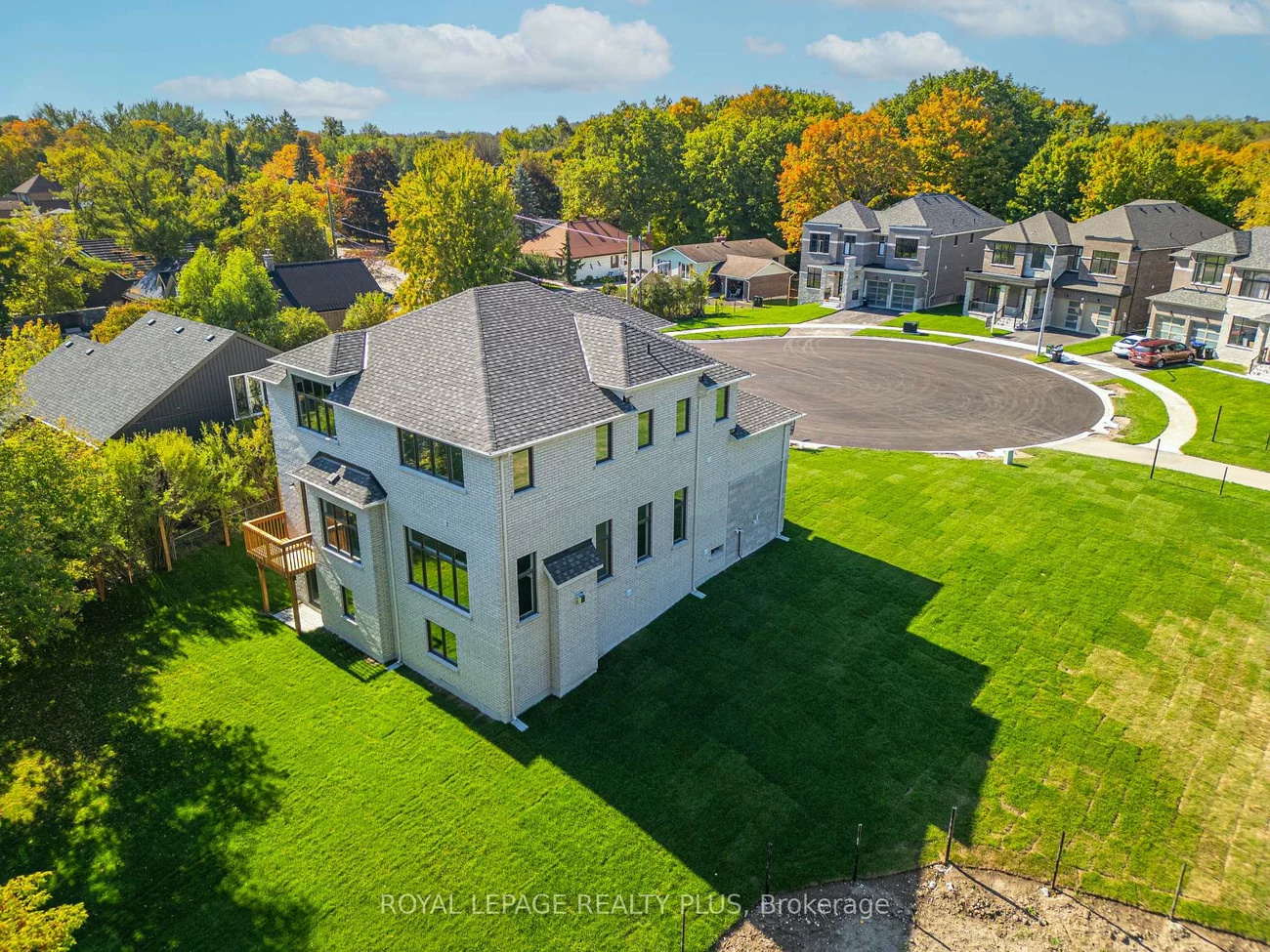 981, Church, Lefroy, Innisfil