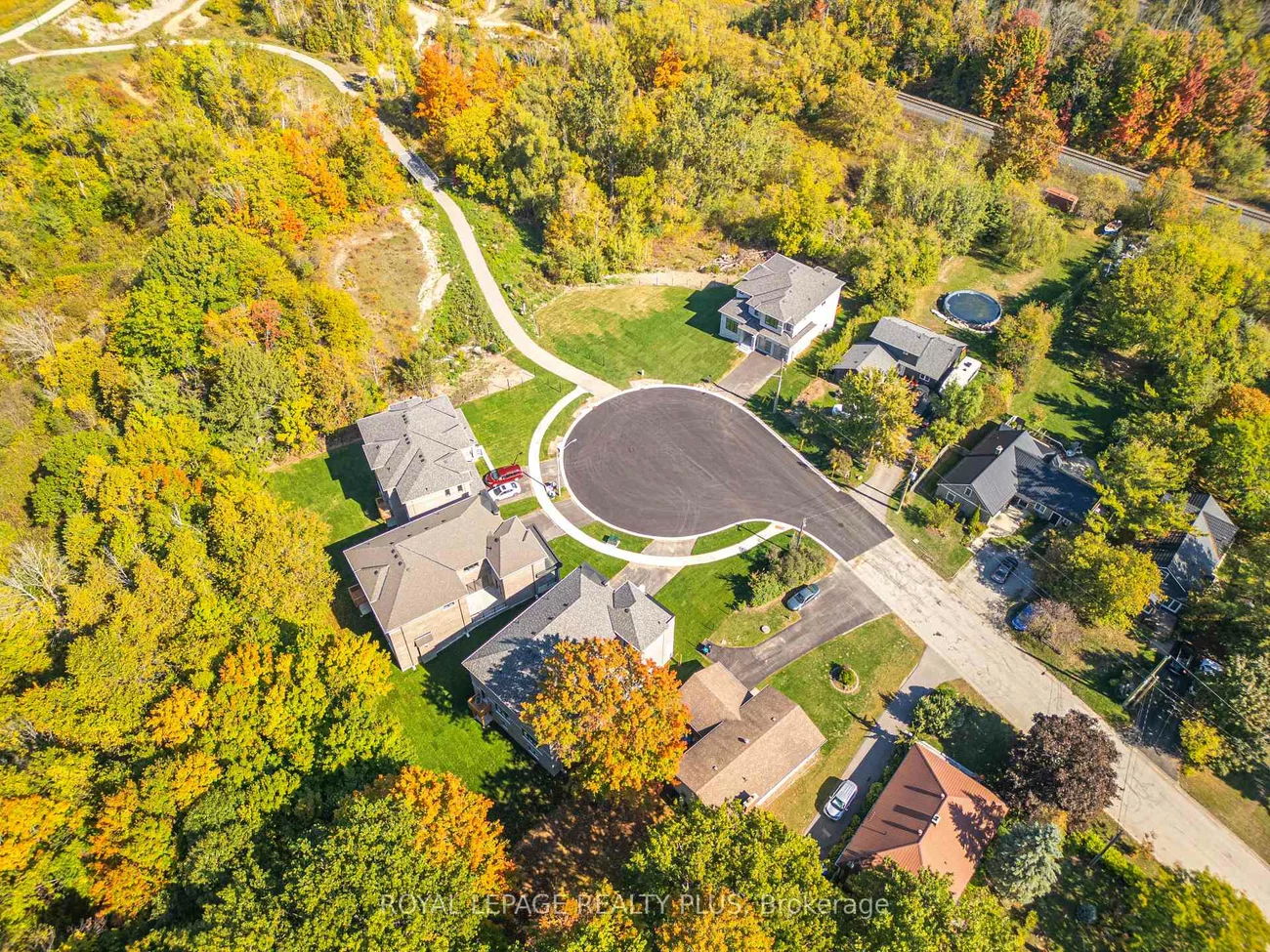 981, Church, Lefroy, Innisfil