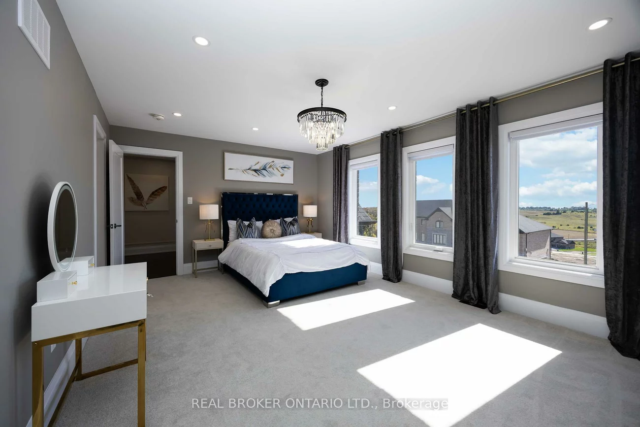 2236, Pemberton, Churchill, Innisfil