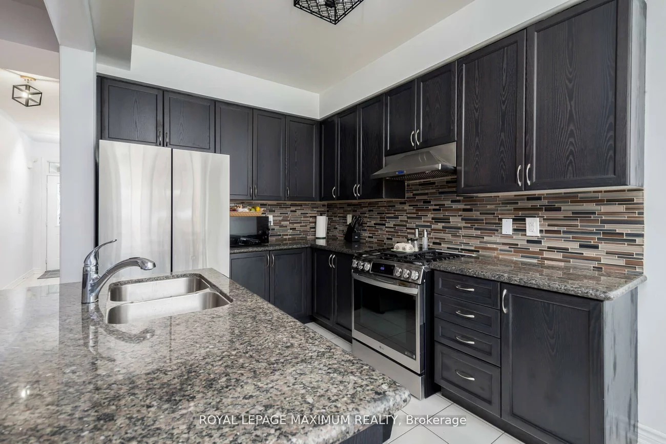 1518, Farrow, Alcona, Innisfil