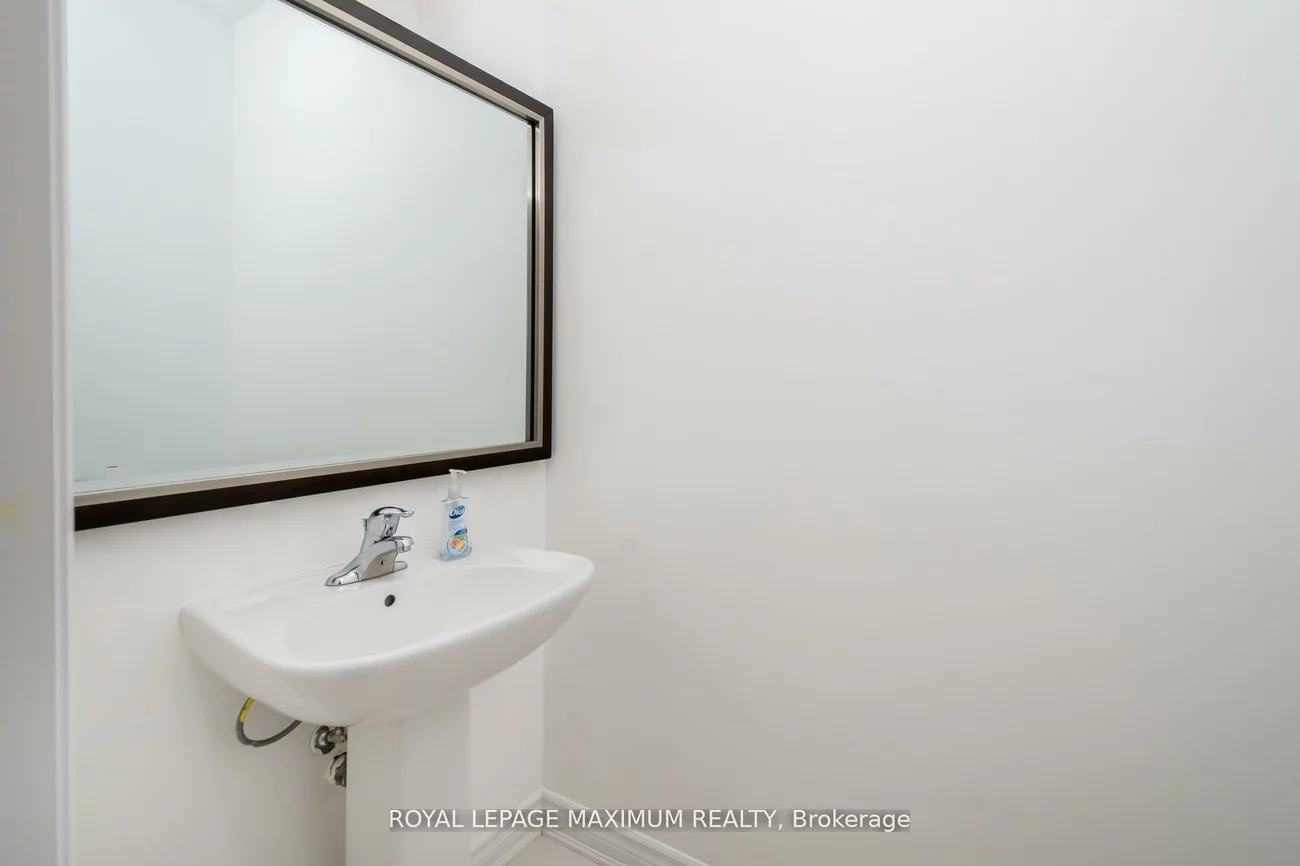 1518, Farrow, Alcona, Innisfil