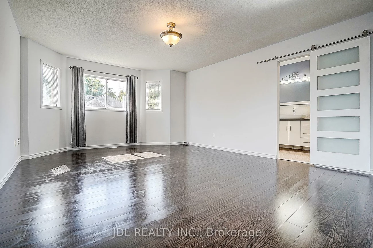 1187, Leslie, Alcona, Innisfil