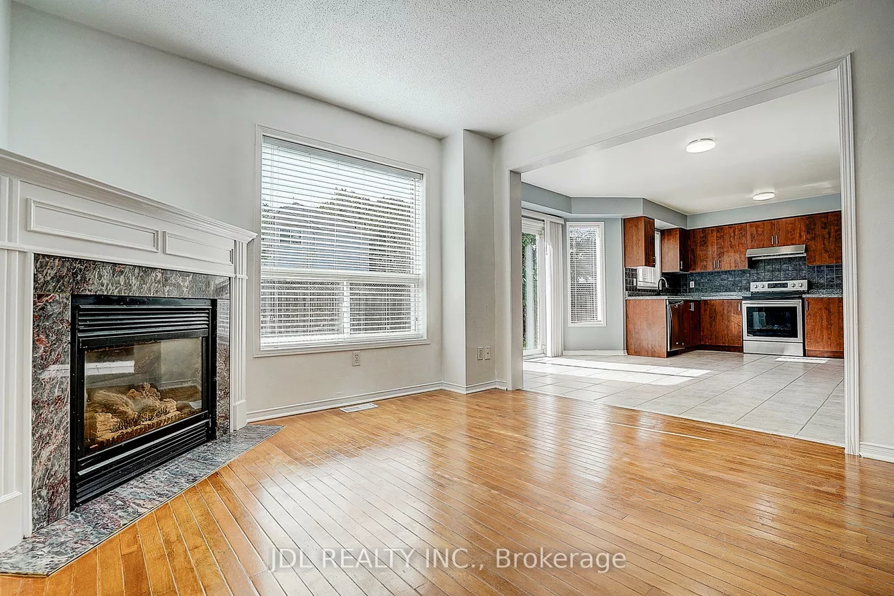 1187, Leslie, Alcona, Innisfil