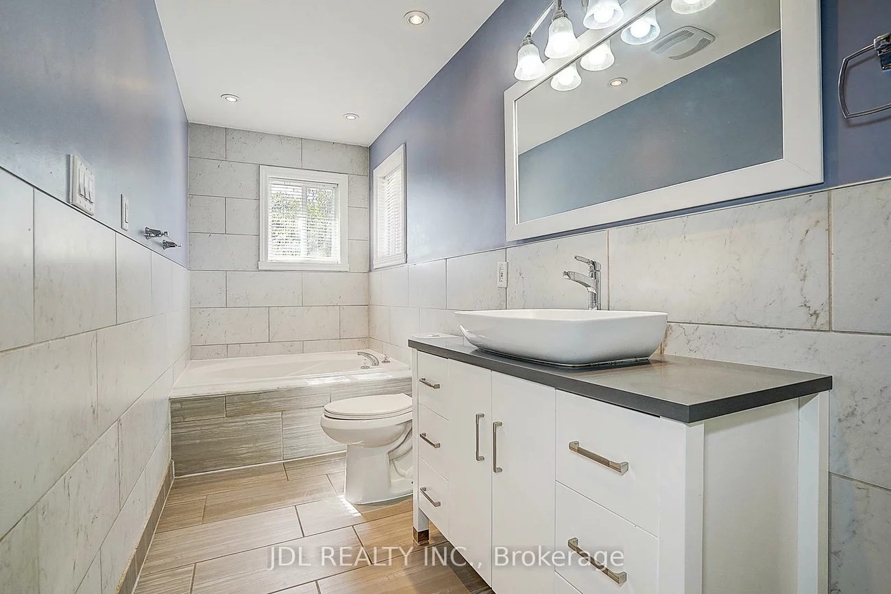 1187, Leslie, Alcona, Innisfil