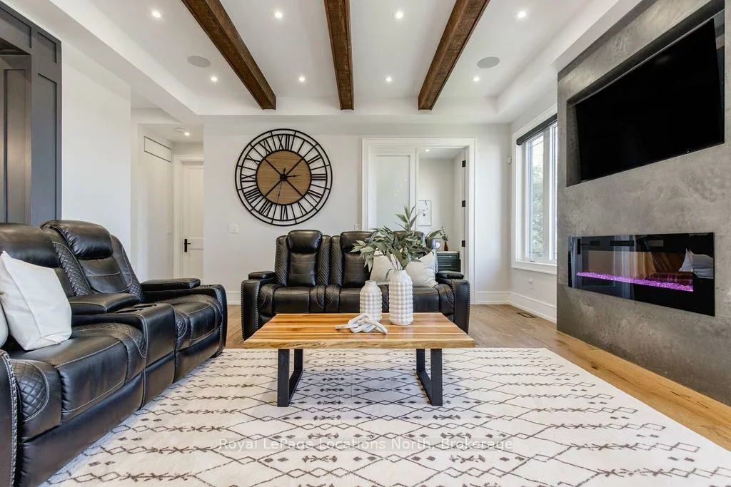 22, EAST JOHN, Cookstown, Innisfil