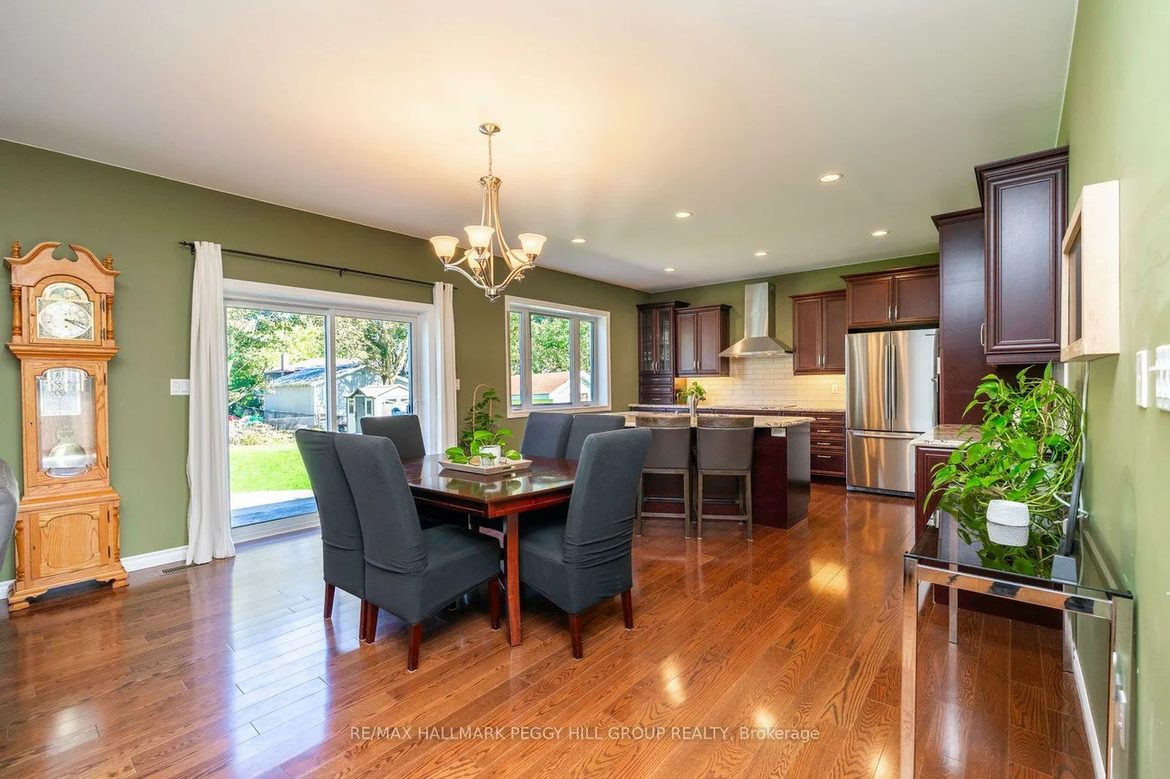 222, Glenn, Stroud, Innisfil