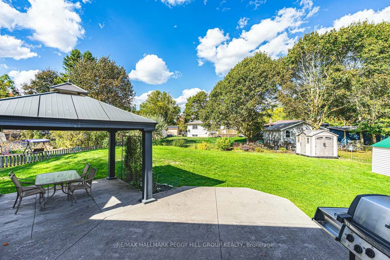 222, Glenn, Stroud, Innisfil