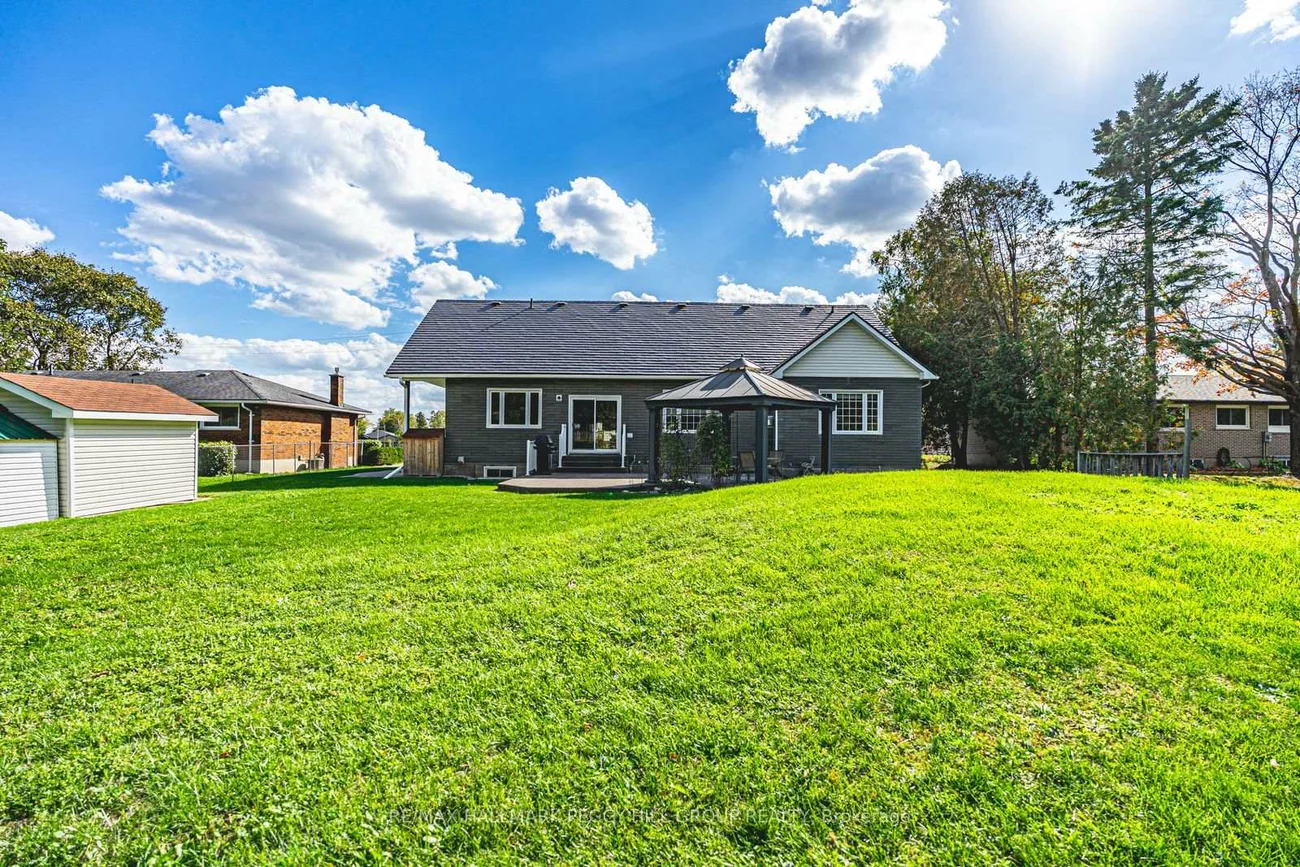 222, Glenn, Stroud, Innisfil