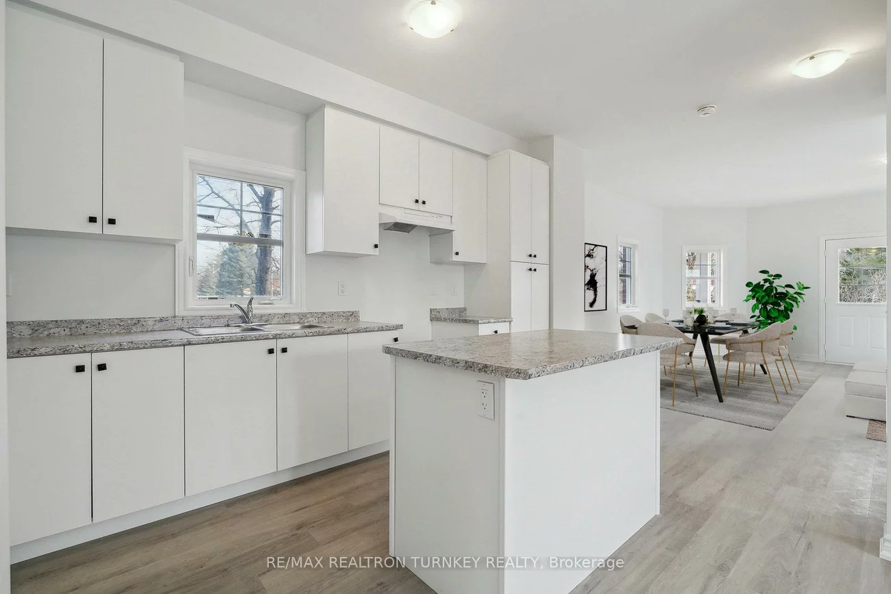 2, Ravenscraig, Cookstown, Innisfil