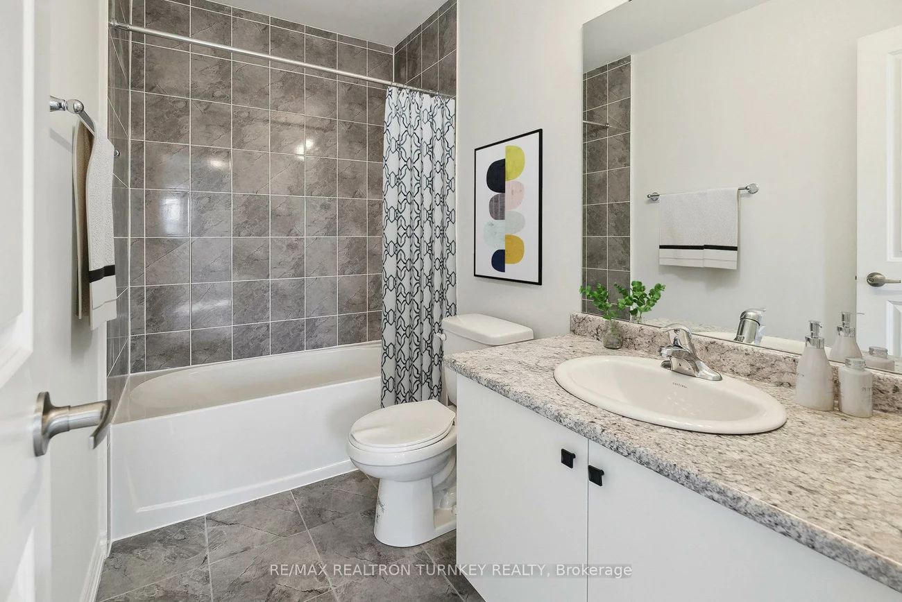 2, Ravenscraig, Cookstown, Innisfil