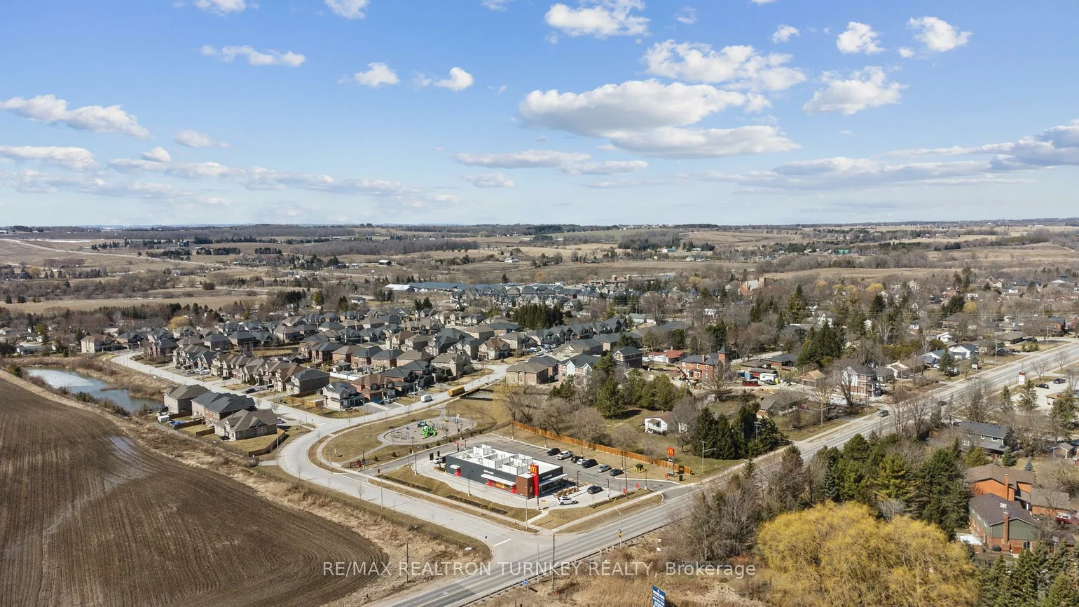 2, Ravenscraig, Cookstown, Innisfil