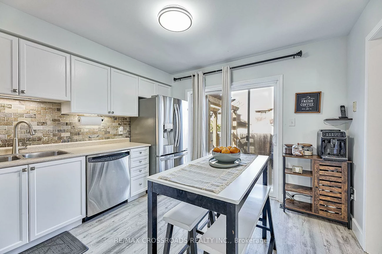 1220, Laurand, Alcona, Innisfil