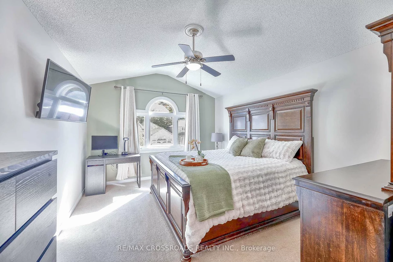 1220, Laurand, Alcona, Innisfil