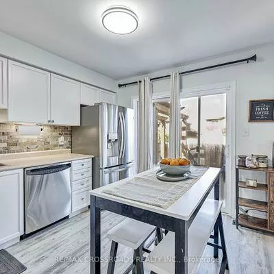 1220, Laurand, Alcona, Innisfil