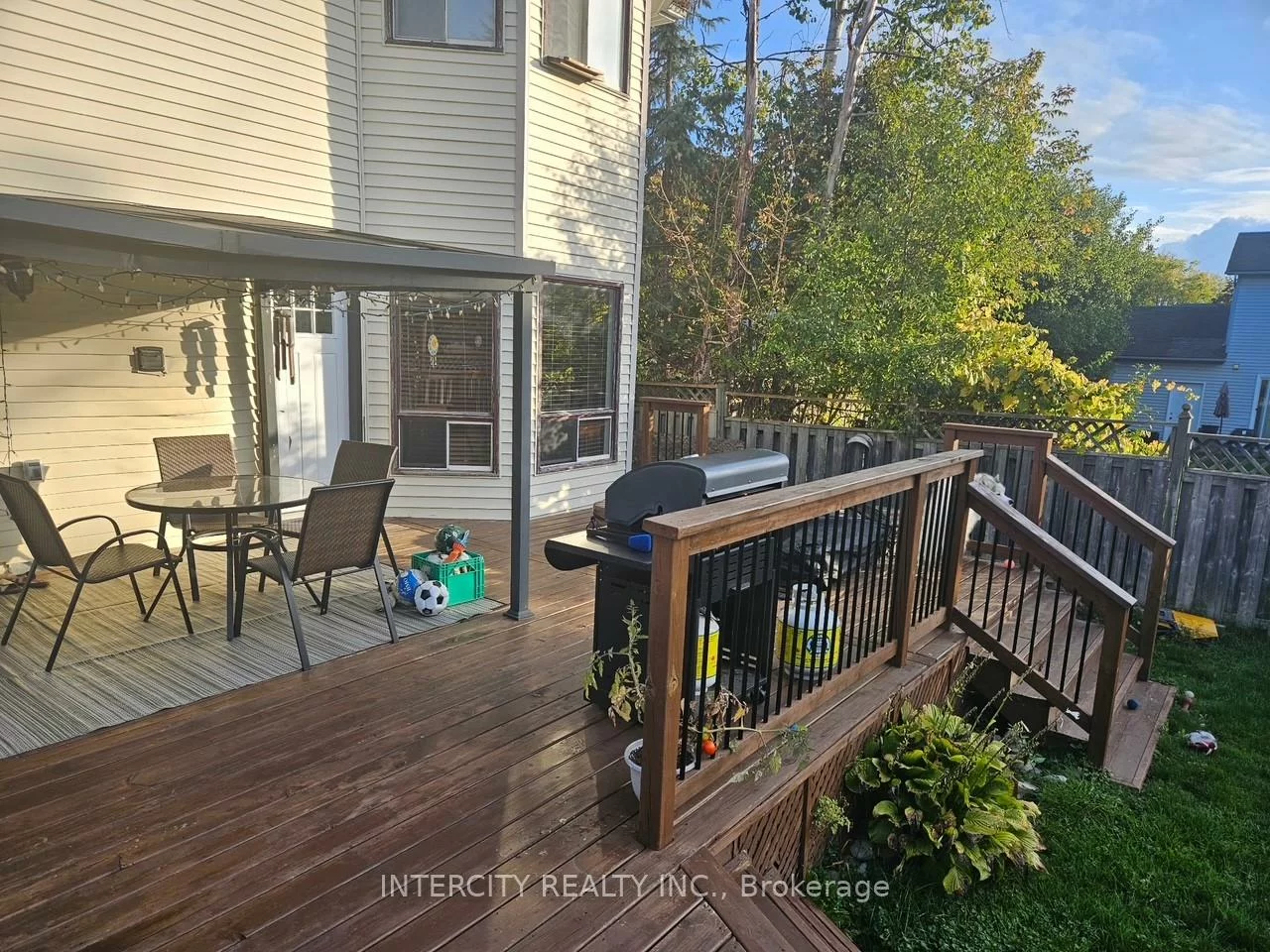 981, Linden, Alcona, Innisfil