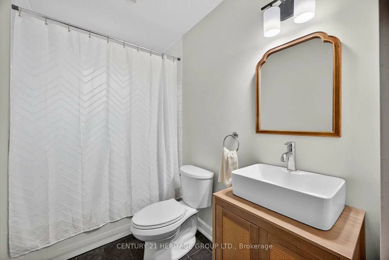 1282, Temple, Lefroy, Innisfil