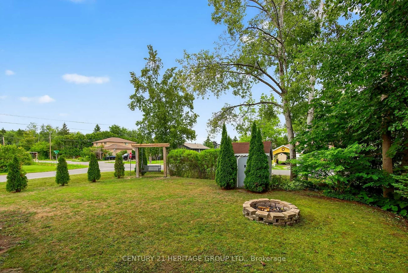 1282, Temple, Lefroy, Innisfil