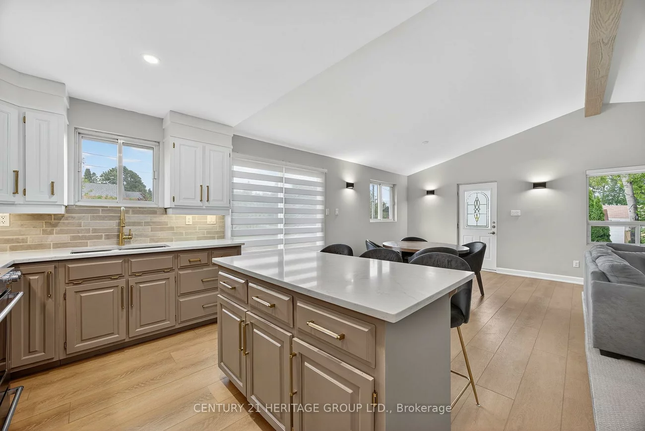 1282, Temple, Lefroy, Innisfil