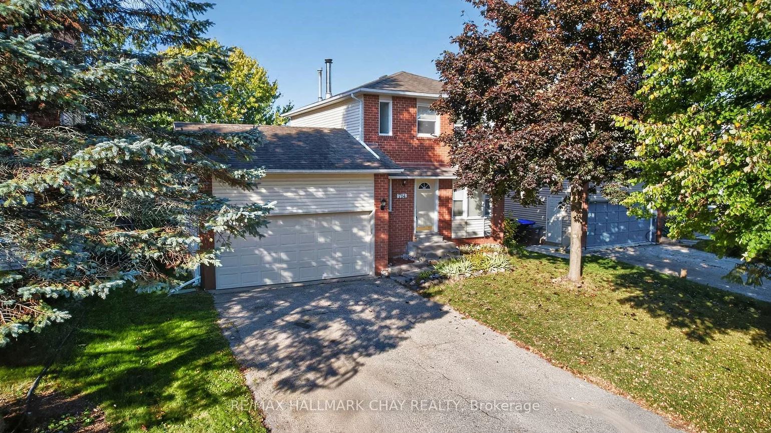 714, Candaras, Alcona, Innisfil