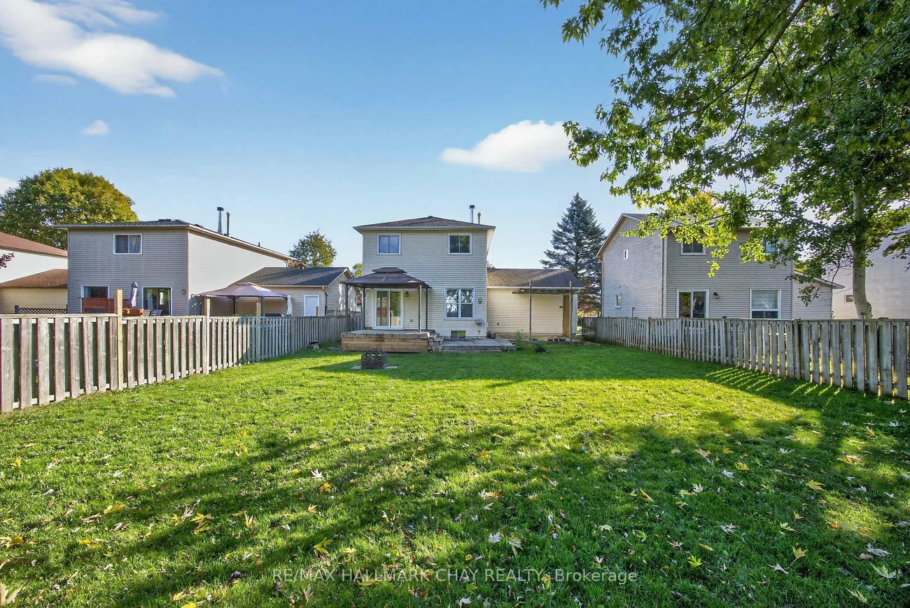 714, Candaras, Alcona, Innisfil