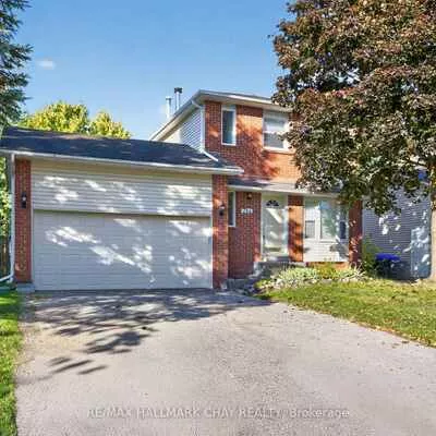 714, Candaras, Alcona, Innisfil