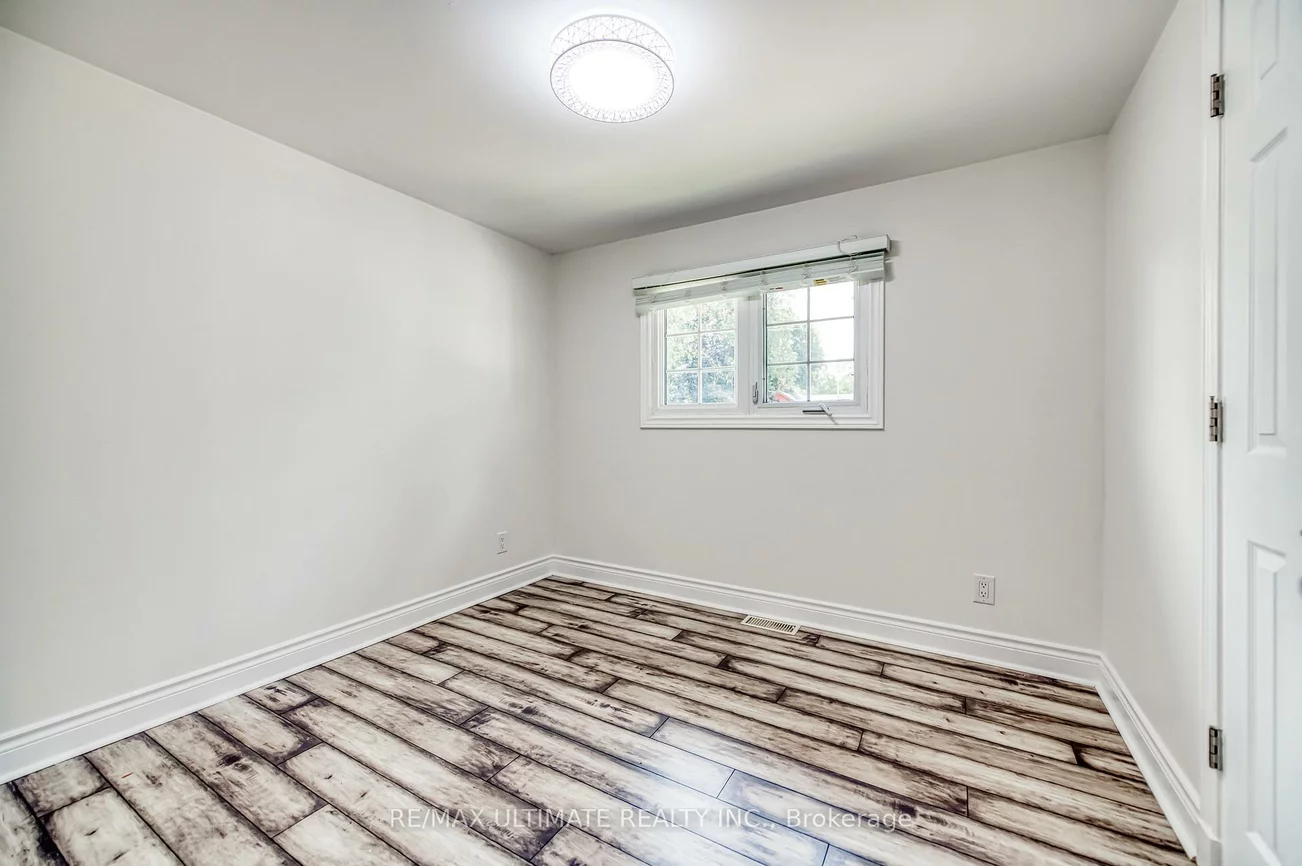 760, Florence, Alcona, Innisfil