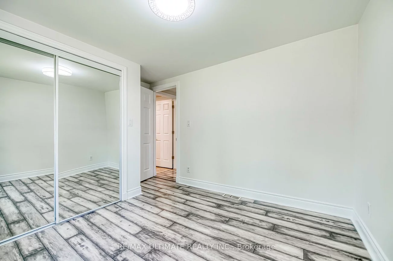 760, Florence, Alcona, Innisfil