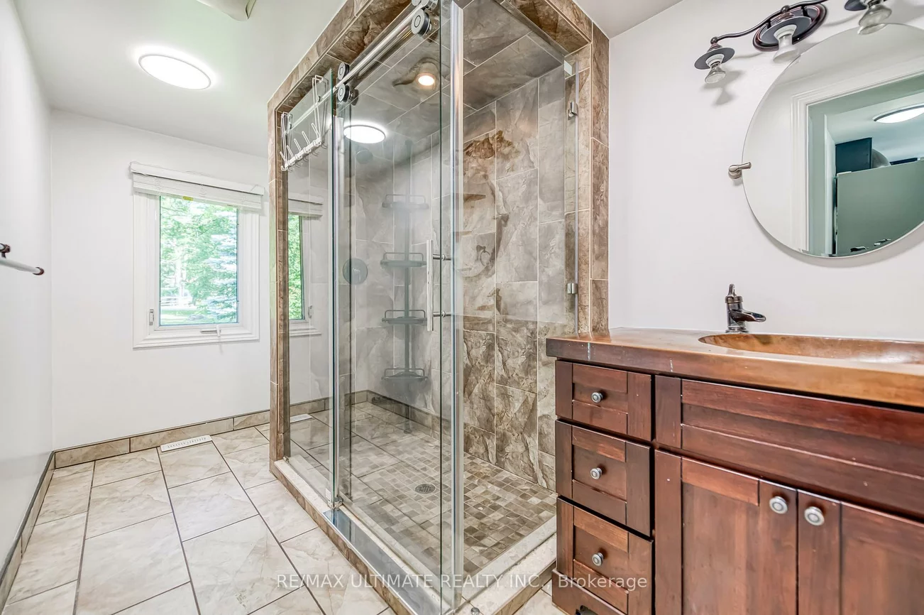 760, Florence, Alcona, Innisfil