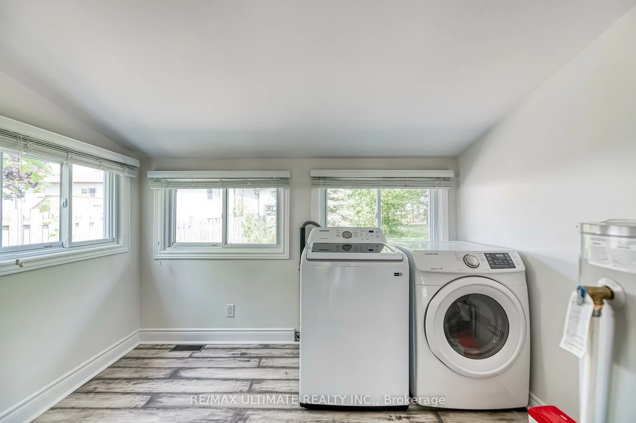 760, Florence, Alcona, Innisfil