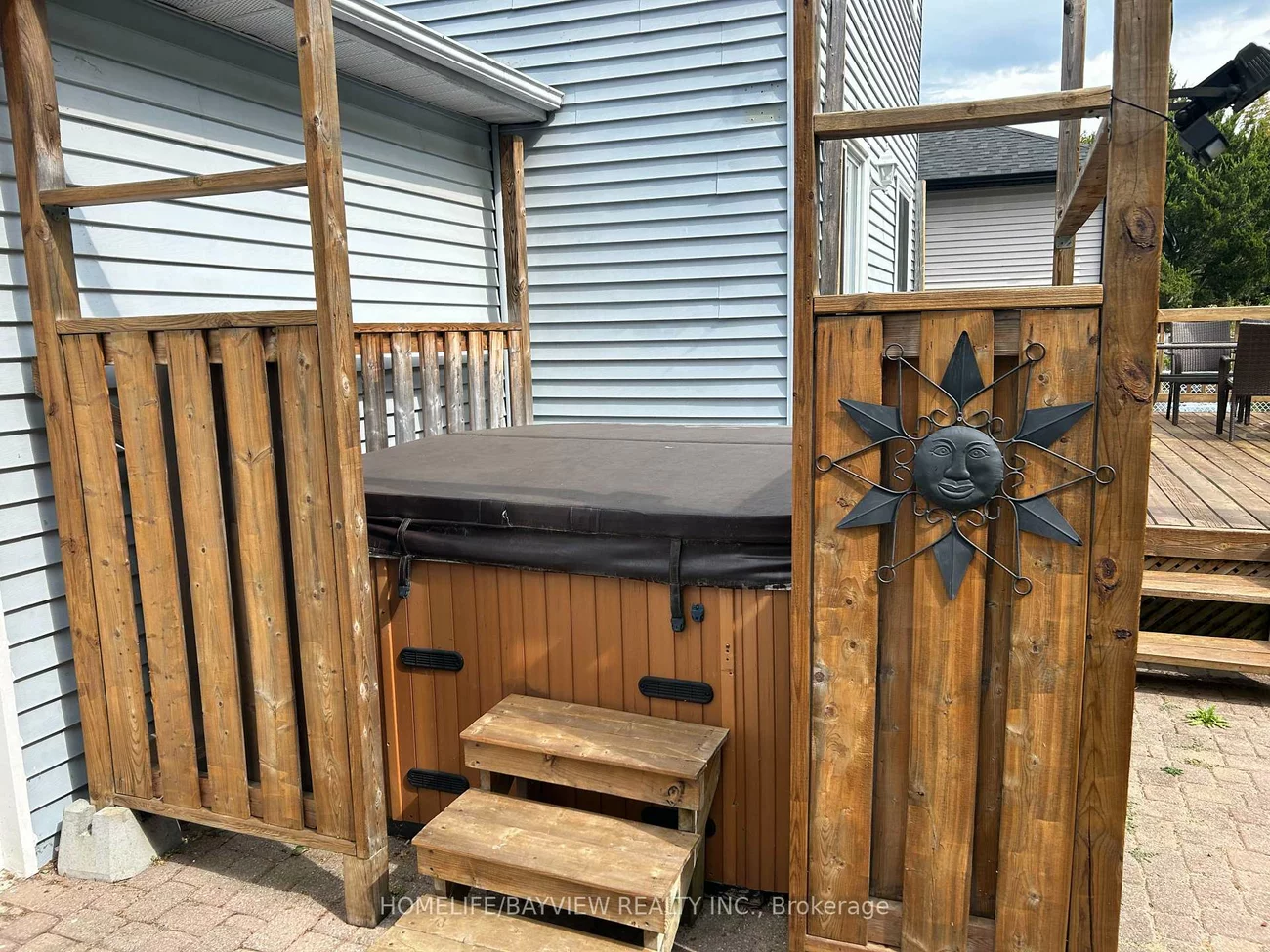 999, Anna Maria, Alcona, Innisfil