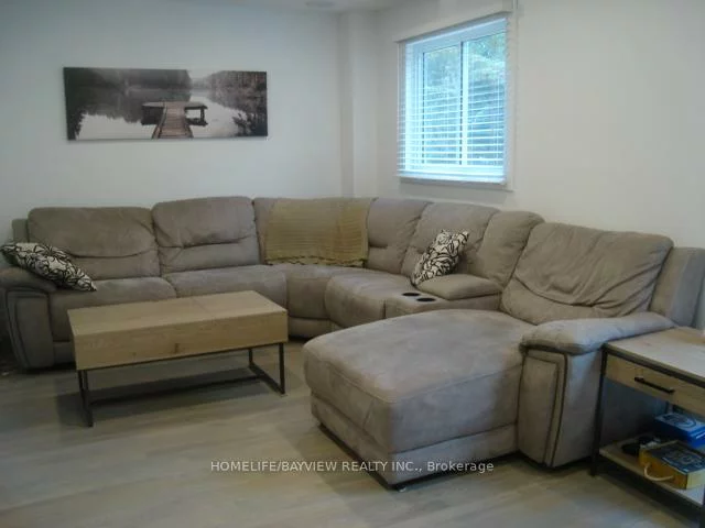 999, Anna Maria, Alcona, Innisfil