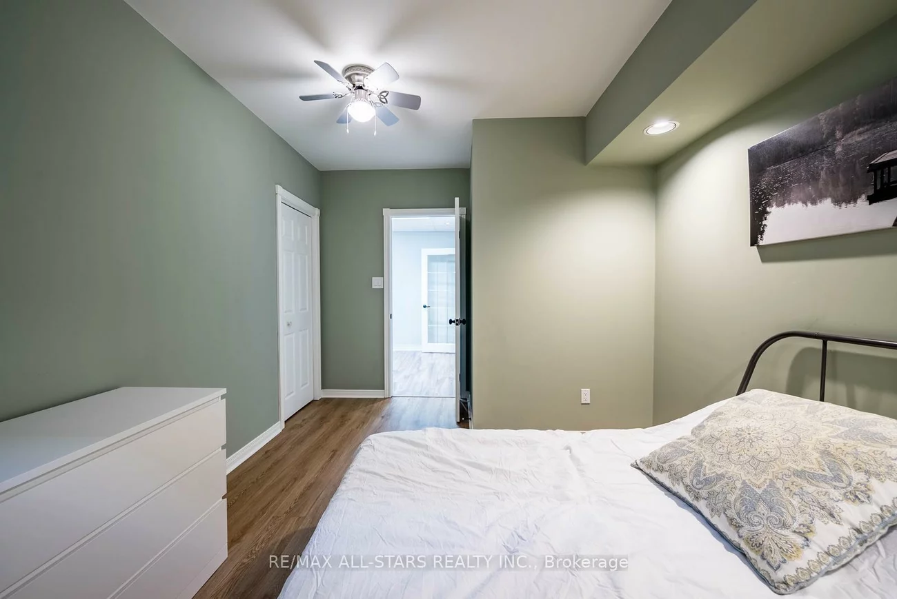 1967, Annecca, Alcona, Innisfil