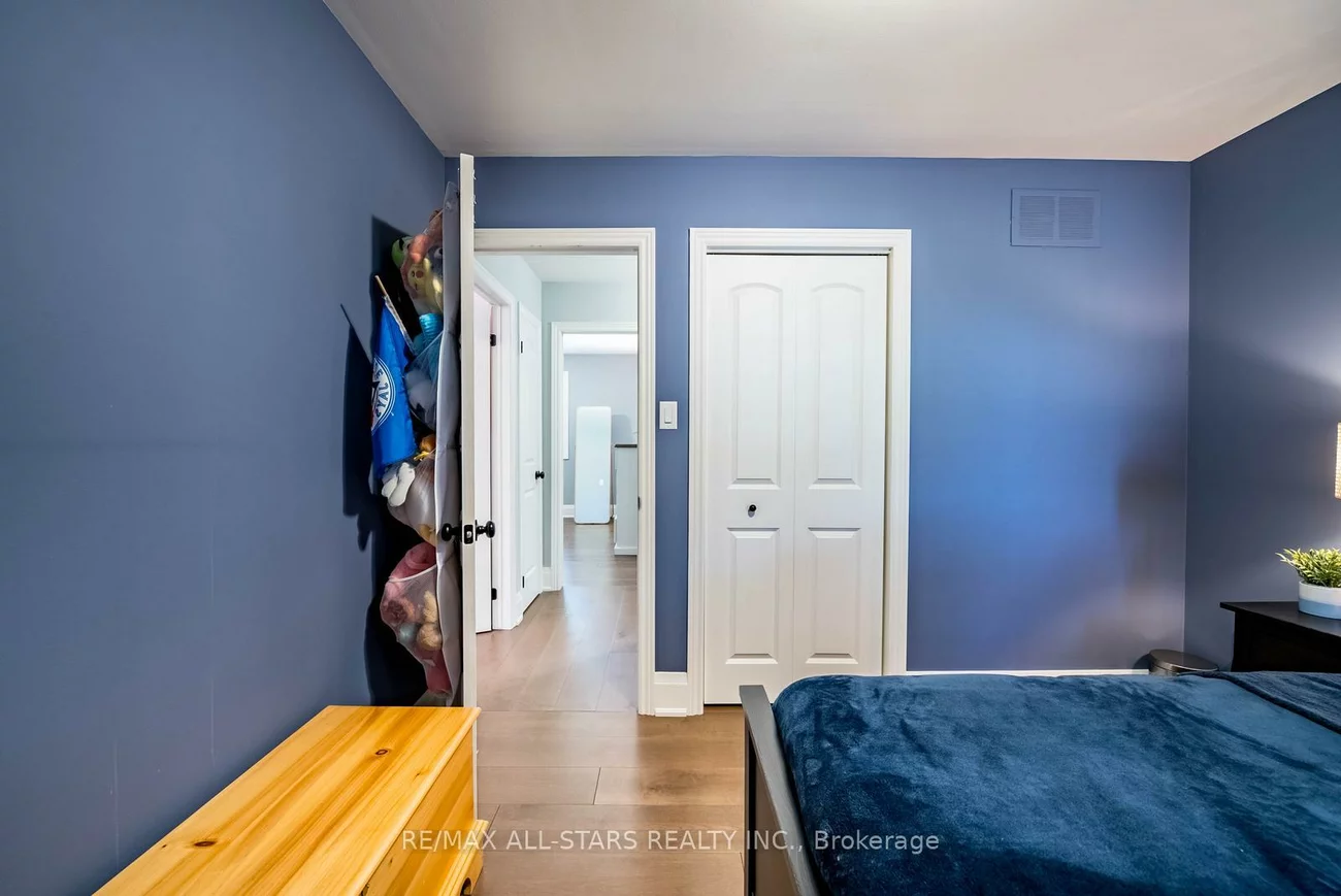 1967, Annecca, Alcona, Innisfil