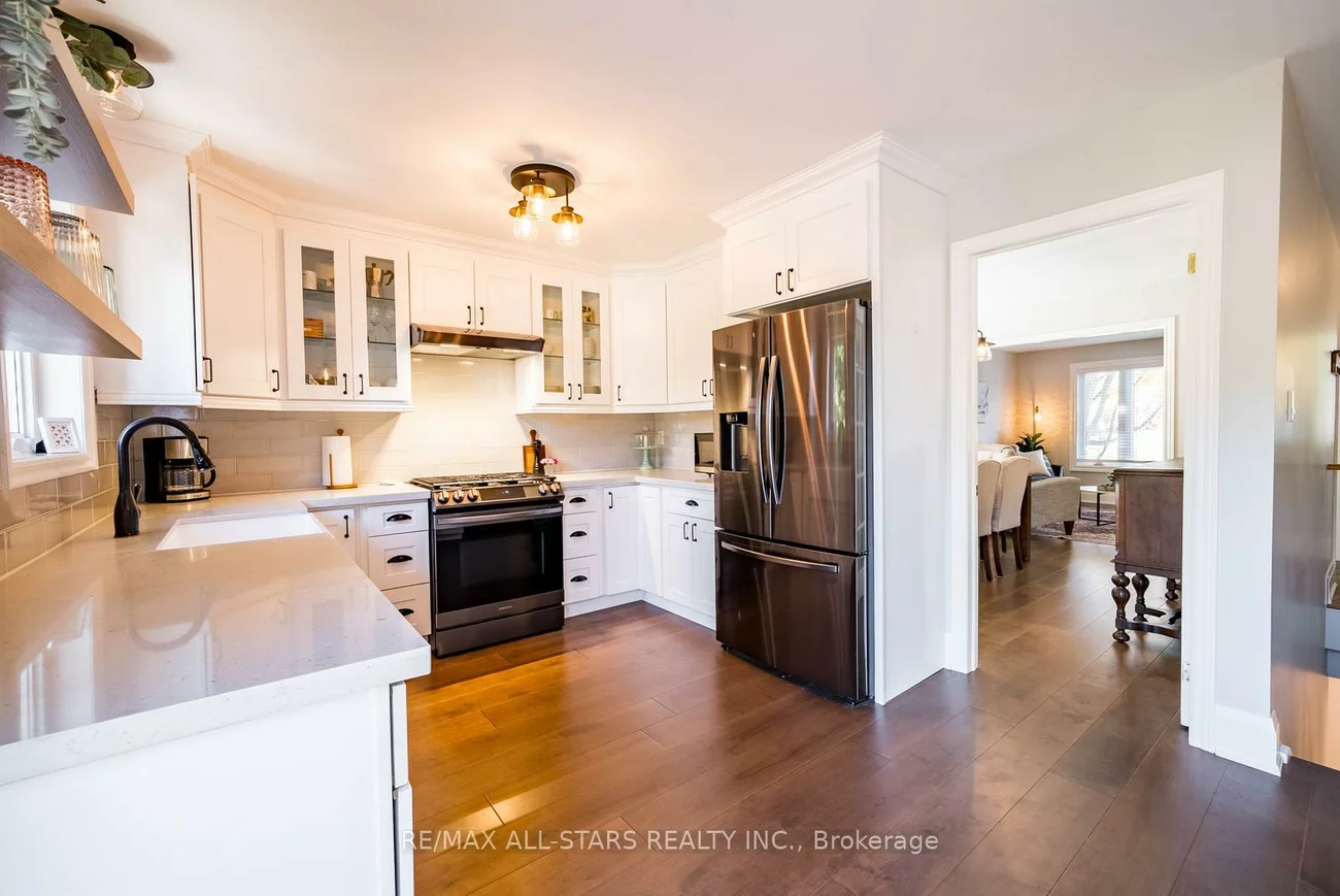 1967, Annecca, Alcona, Innisfil