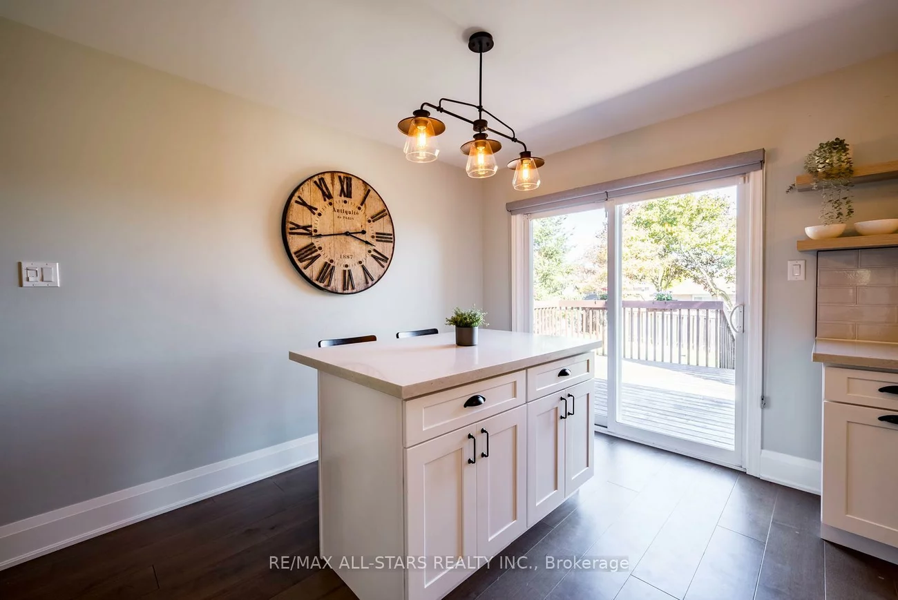 1967, Annecca, Alcona, Innisfil