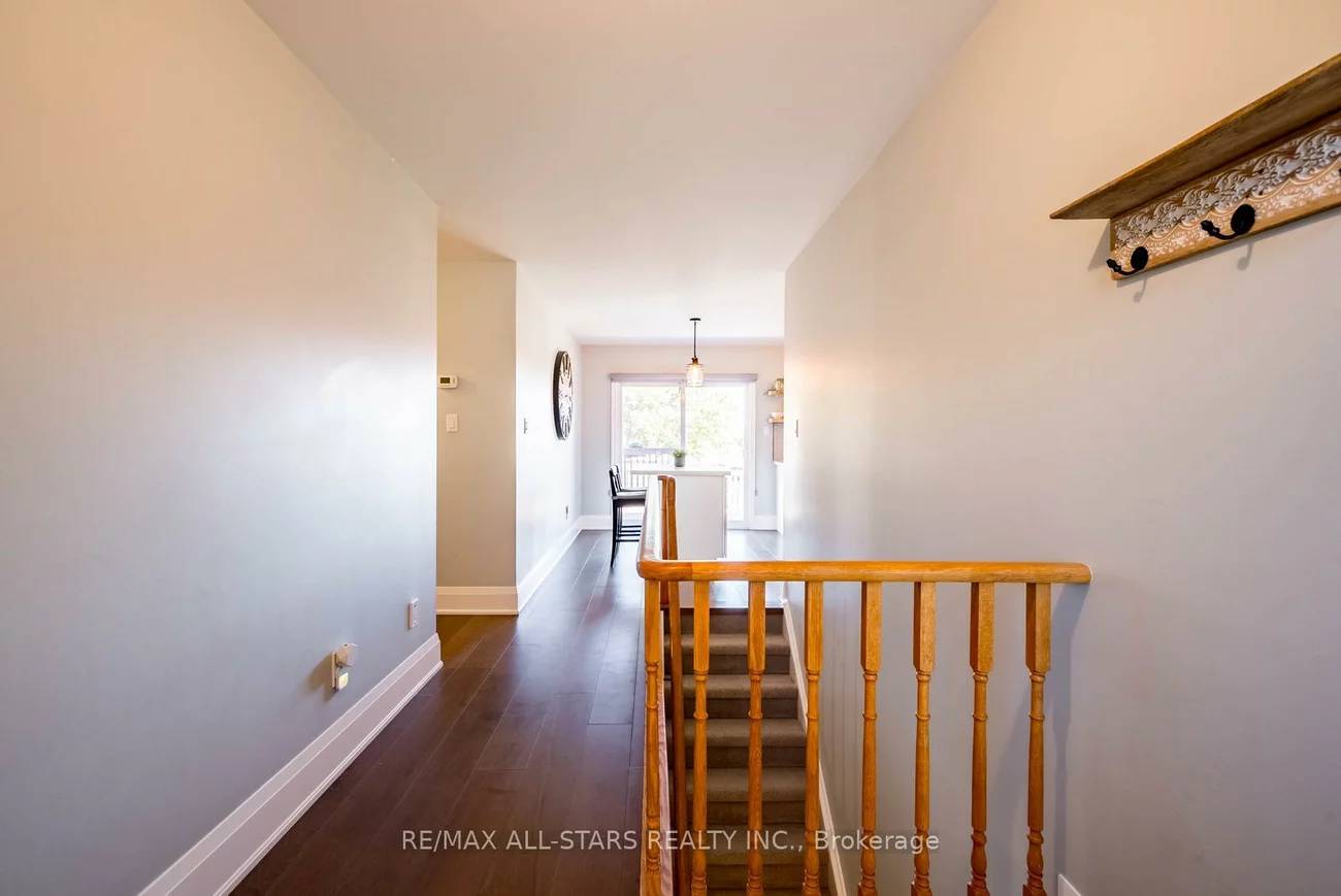 1967, Annecca, Alcona, Innisfil