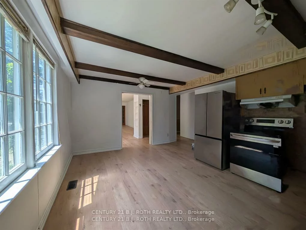 890, Lebanon, Alcona, Innisfil