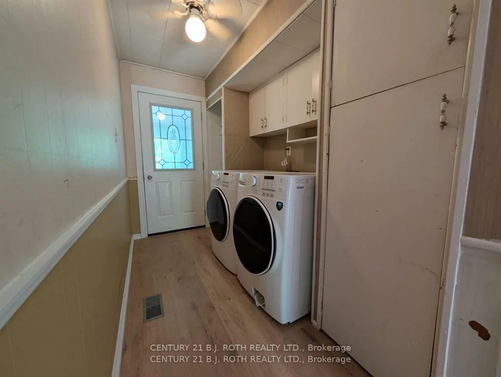 890, Lebanon, Alcona, Innisfil