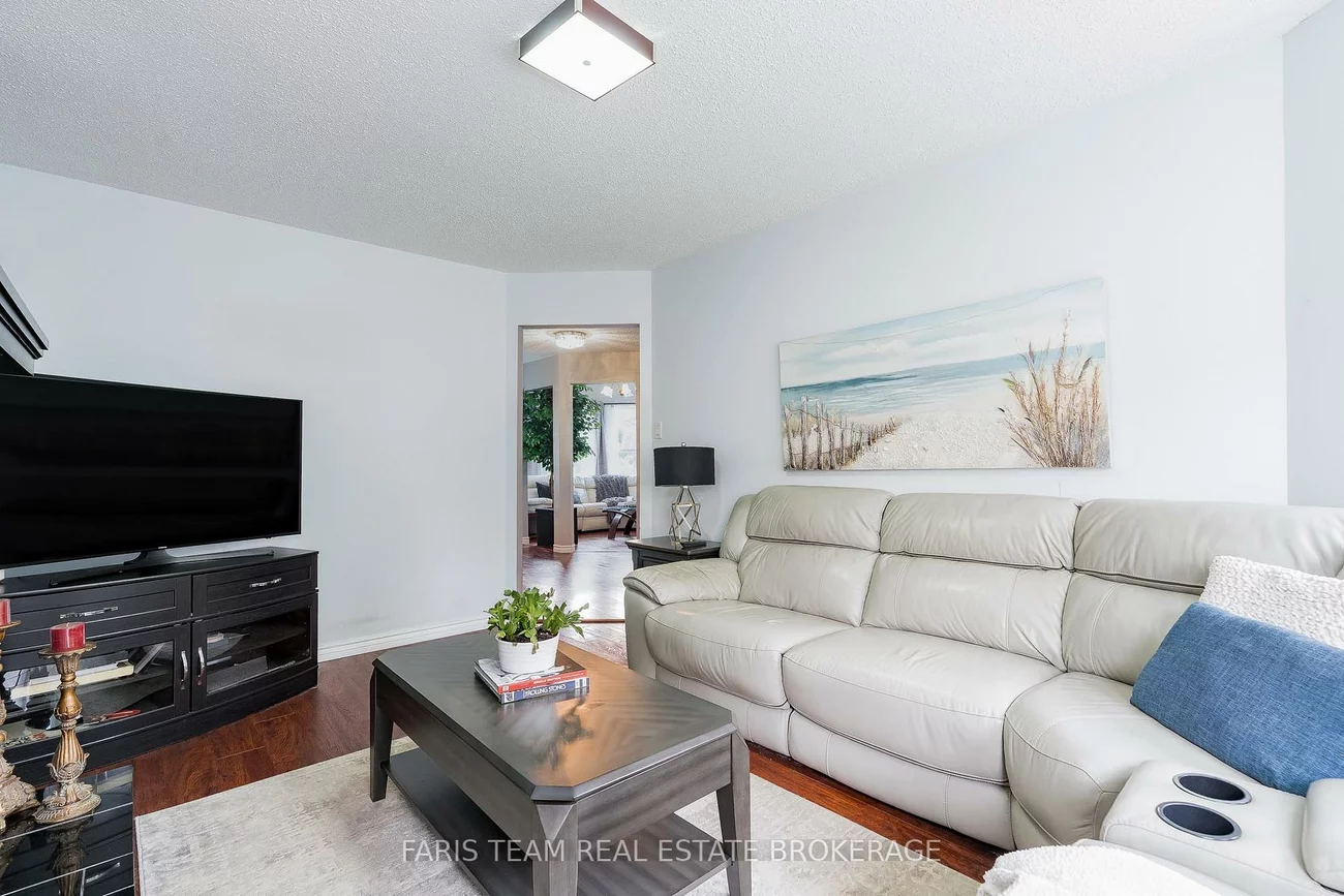 963, Linden, Alcona, Innisfil