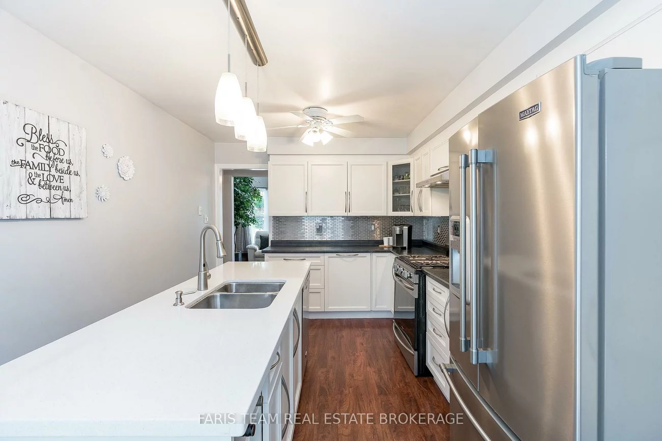 963, Linden, Alcona, Innisfil