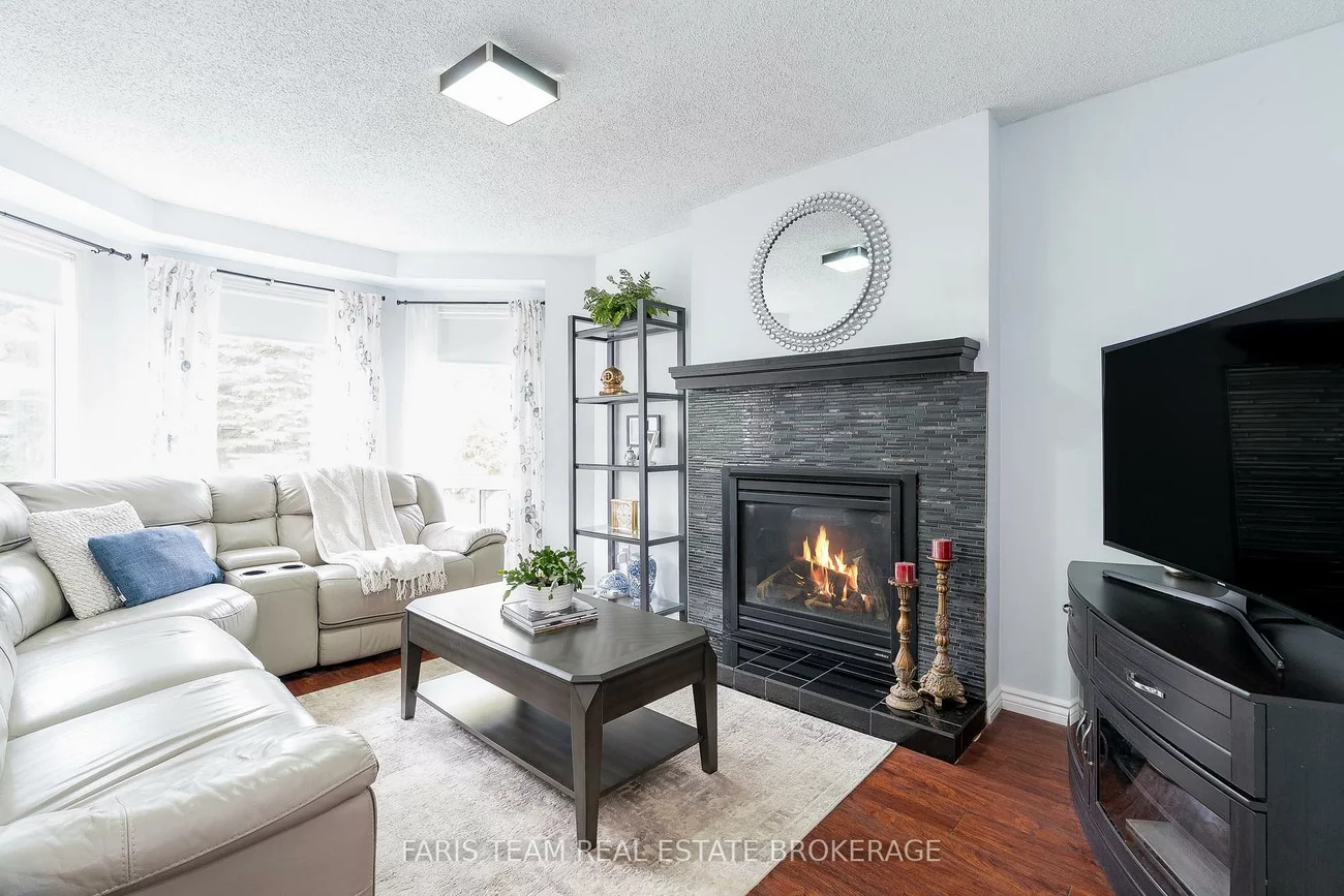 963, Linden, Alcona, Innisfil