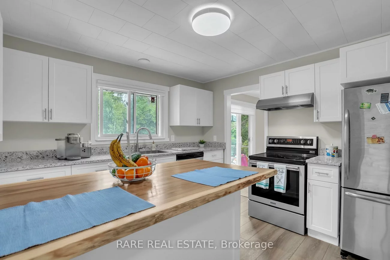 1121, Ferrier, Lefroy, Innisfil