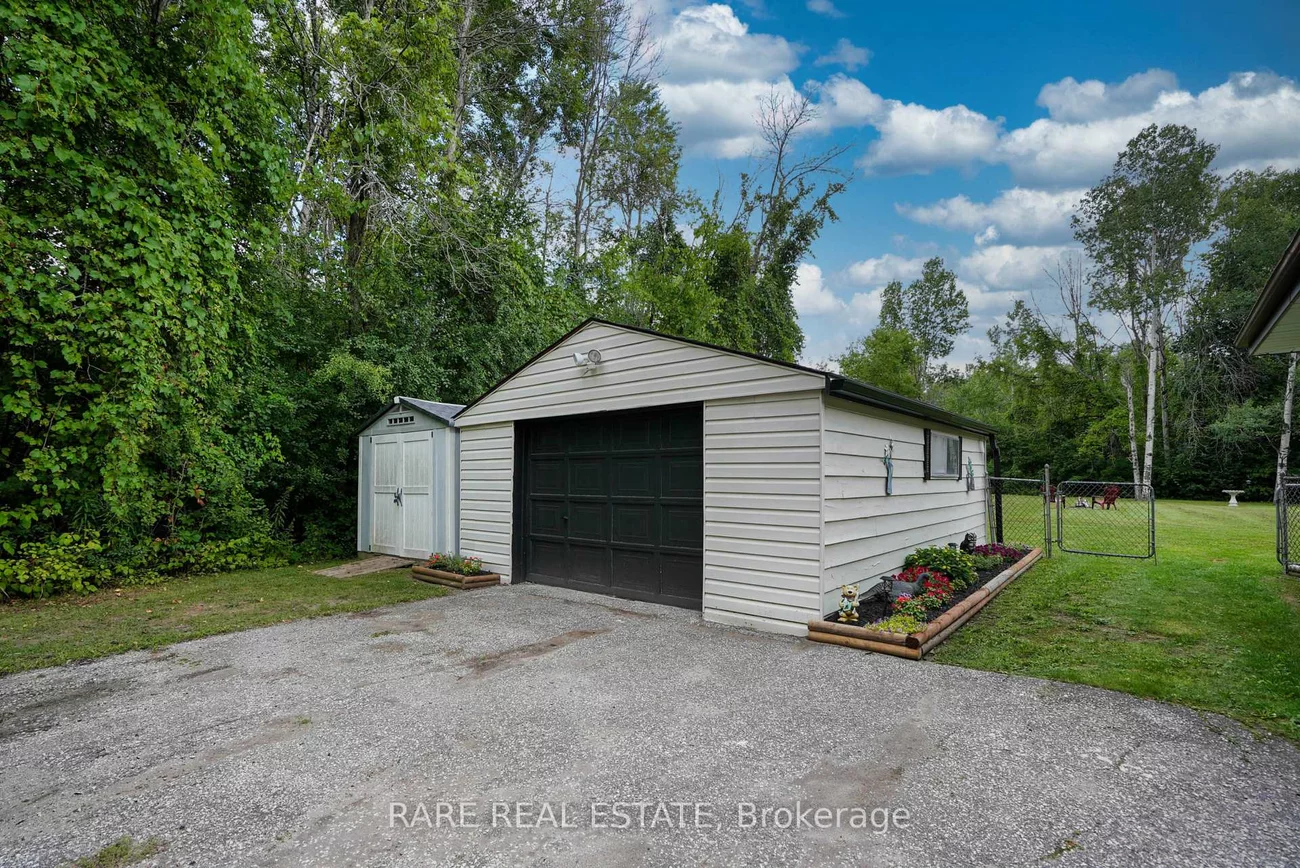 1121, Ferrier, Lefroy, Innisfil