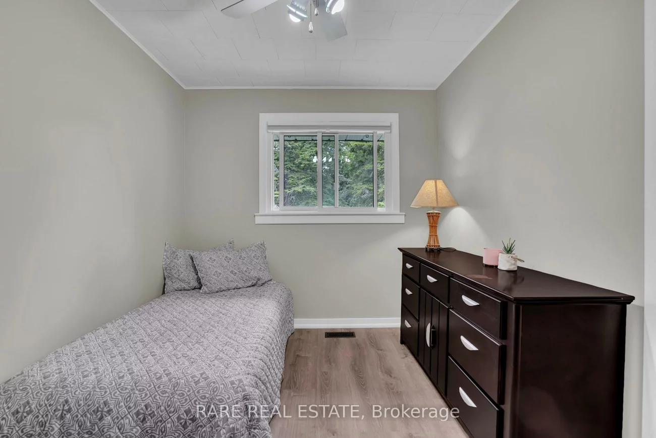 1121, Ferrier, Lefroy, Innisfil