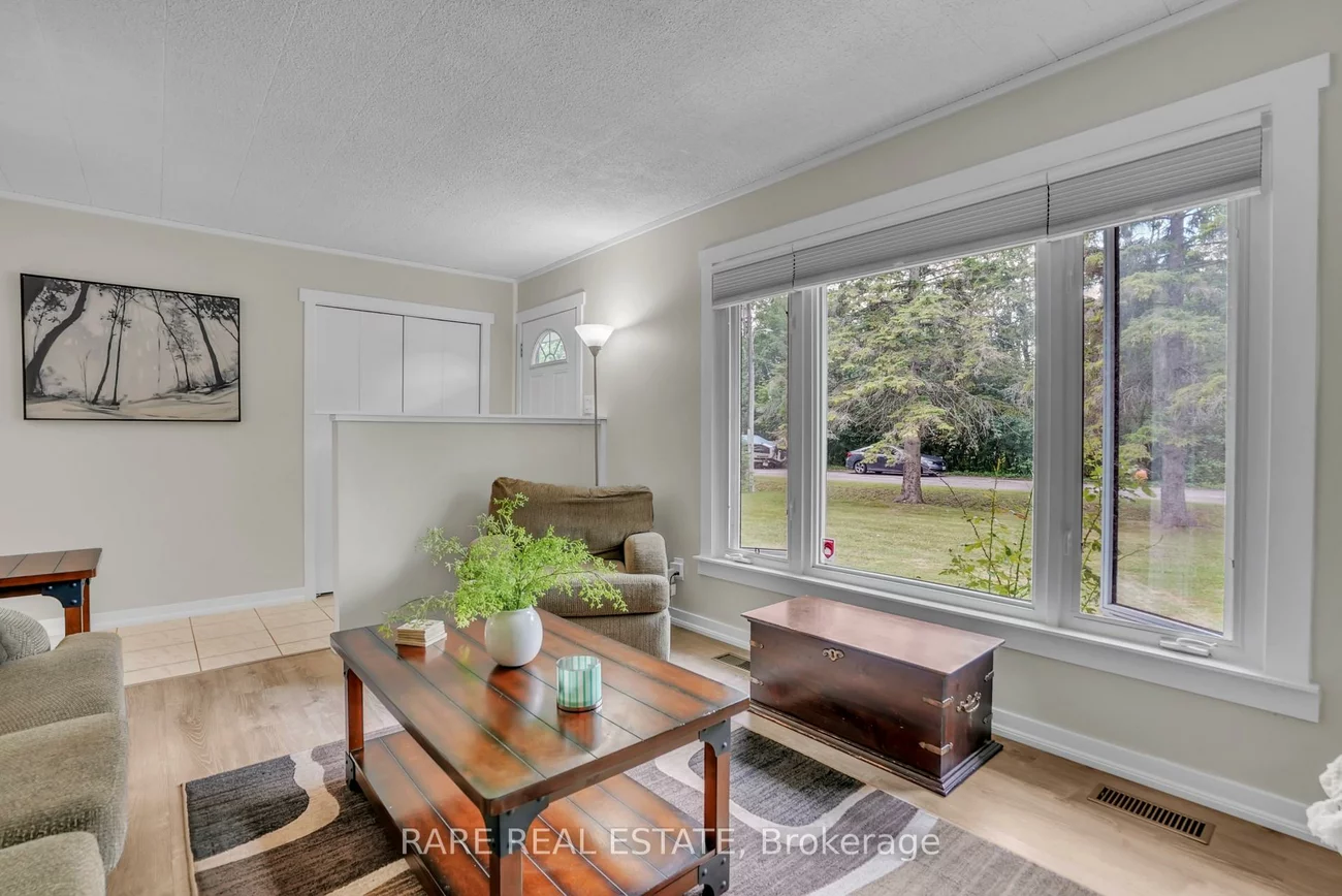 1121, Ferrier, Lefroy, Innisfil