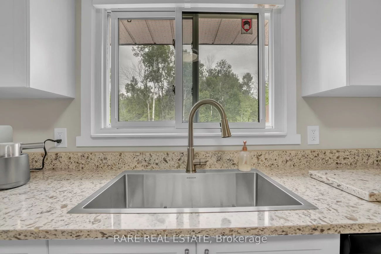 1121, Ferrier, Lefroy, Innisfil